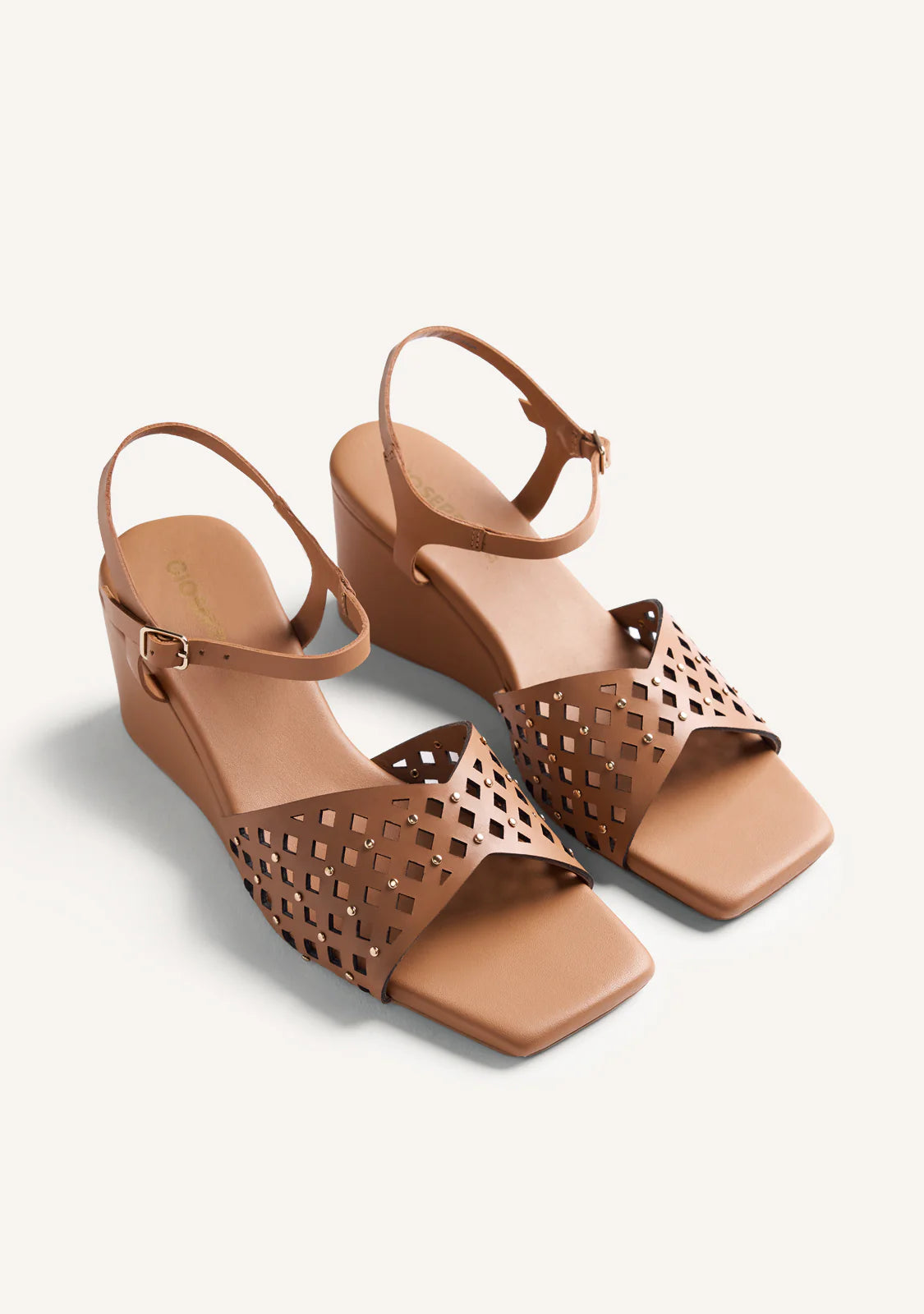 Gioseppo - Peshtigo Tan Wedge Sandal