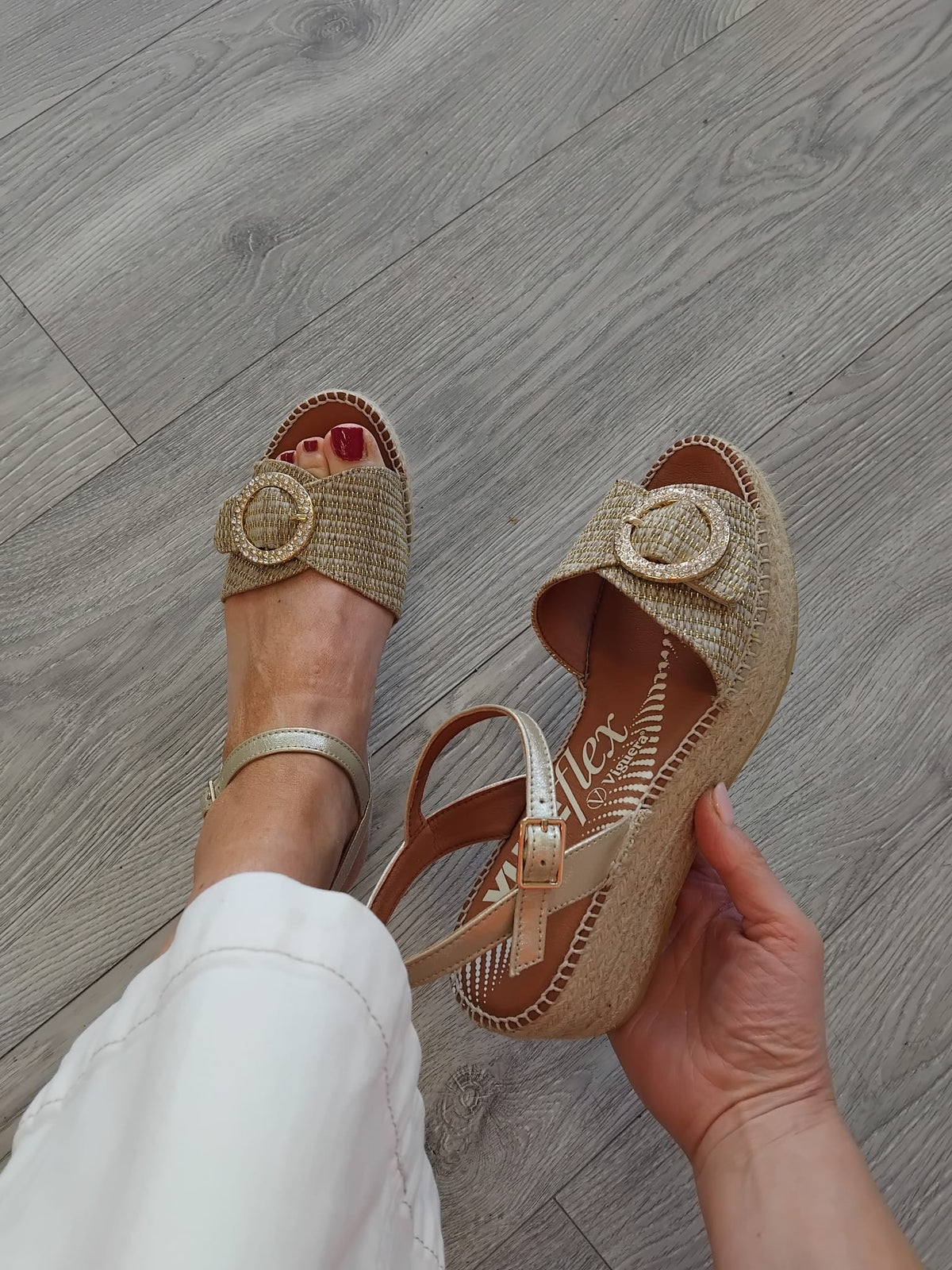 Viguera - 2309 Metallic Buckle Espadrille