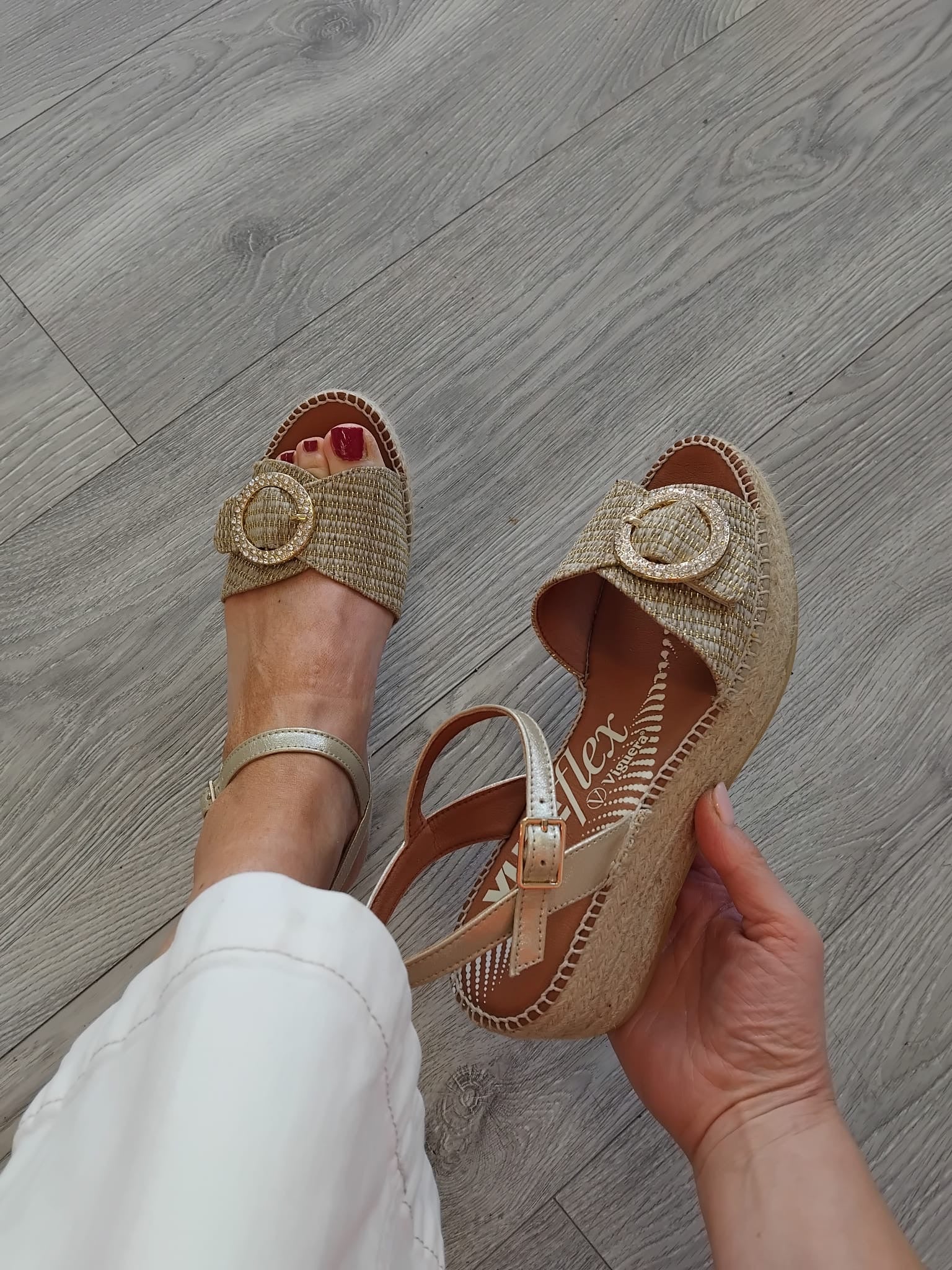 Viguera - 2309 Metallic Buckle Espadrille