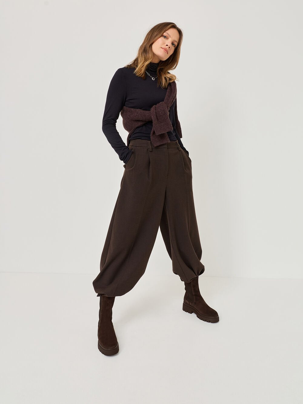 Tamaris - 25992 Brown Suede Chelsea Boot