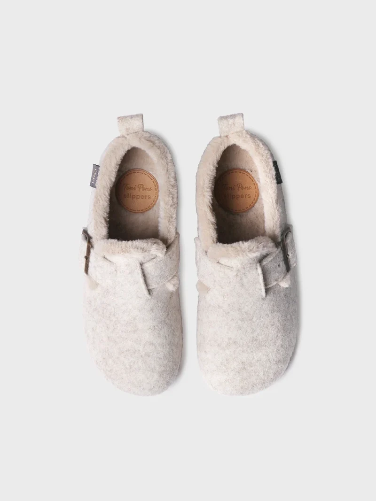 Moni - Cream Buckle Slipper