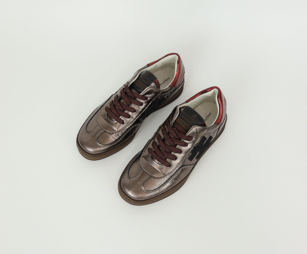 Another Trend - A032 [Smoke] Bronze & Red Trainer