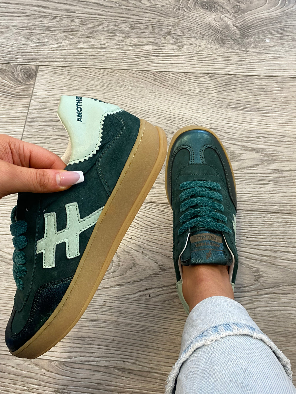 Another Trend - A032v620 Green Laced Trainer [Generous Fit]