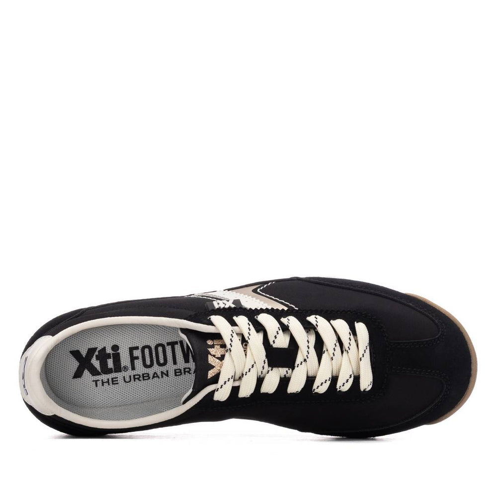 Xti - 146114 Black/Cream Trainer