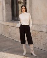 Anna - Brown Bermuda Trousers