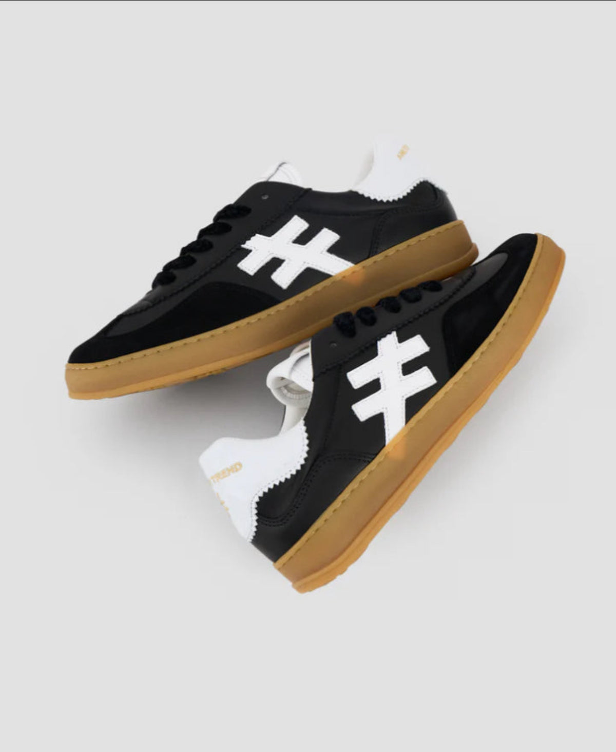 ANOTHER TREND - [Black] A032 Black & White Trainers