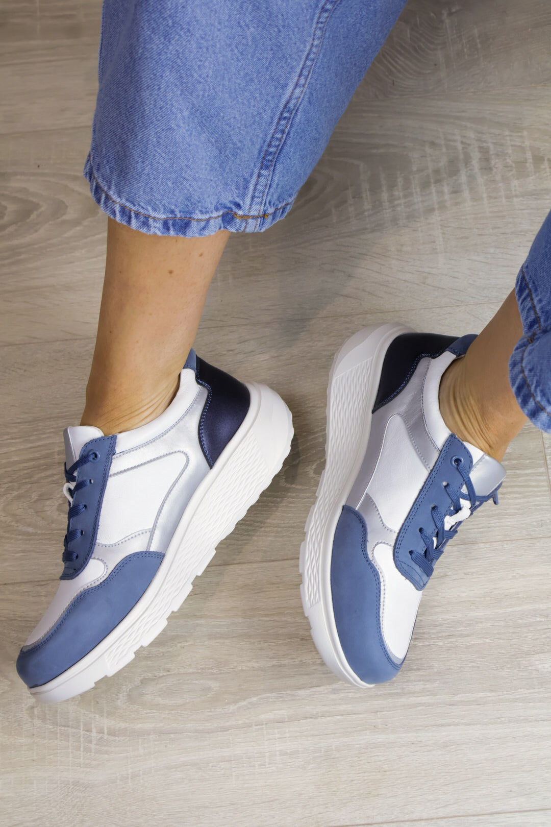 G Comfort - S-2731 White/Blue Waterproof Trainer
