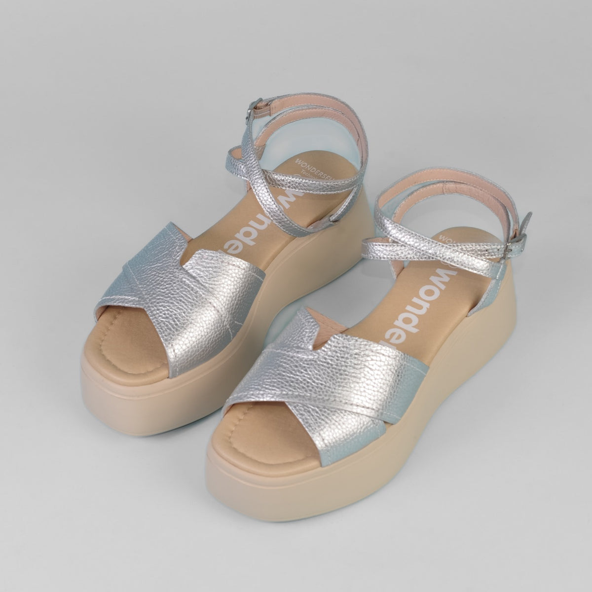 Wonders - A-3712 Silver Platform Sandal