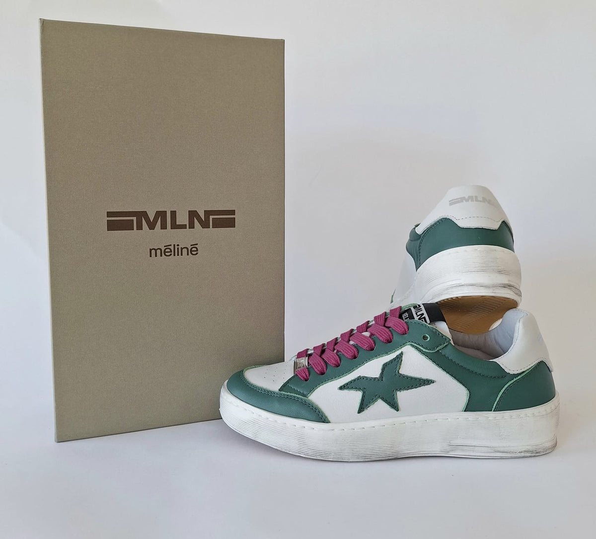 Méliné - Pad 57 White and Green Trainer