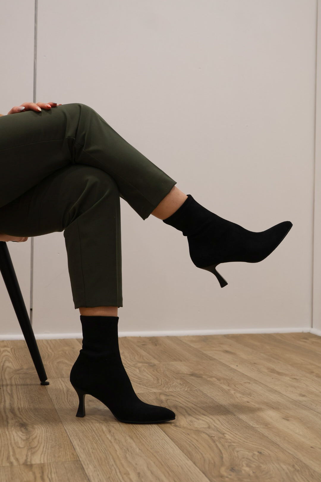 Miss Elastic - 78042 Black Suede Ankle Sock Boot