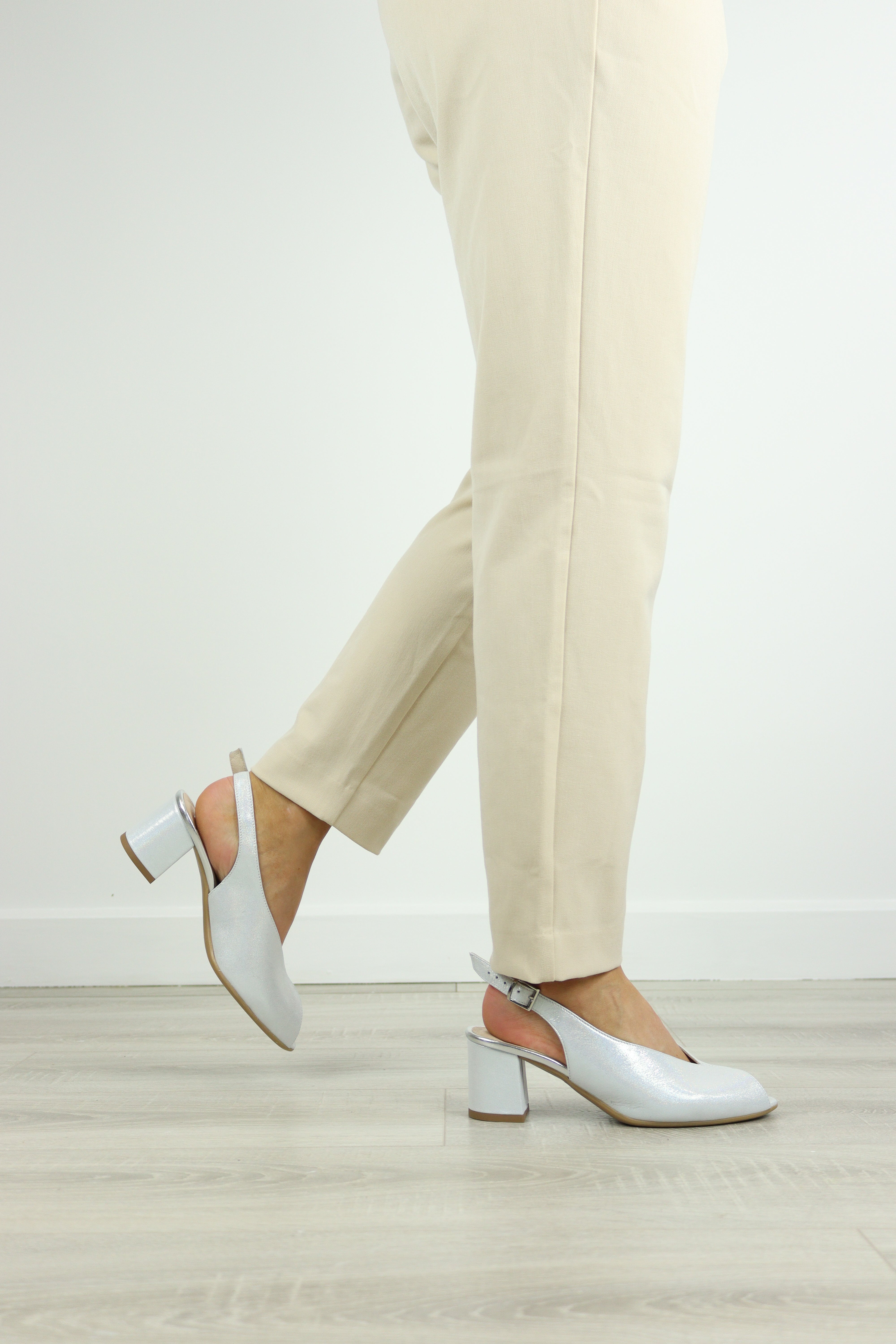 Rachels - S7372 Silver Shimmer Slingback