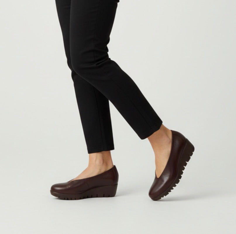 Wonders - G-33100 Brown Wedge Shoe