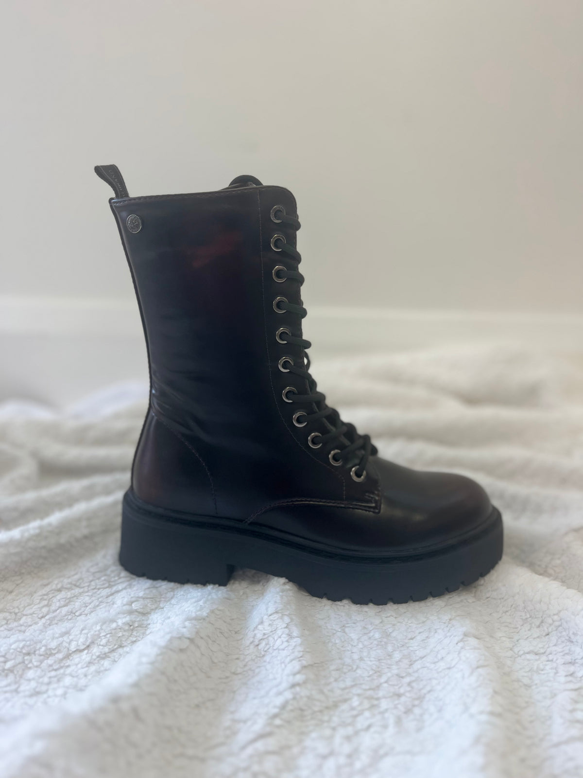 Xti - 144388 Burgundy Doc Boot