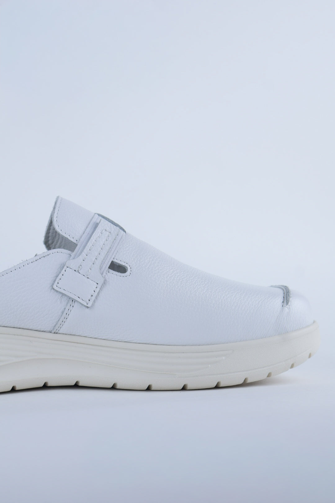 G Comfort - S 8621 White Mule