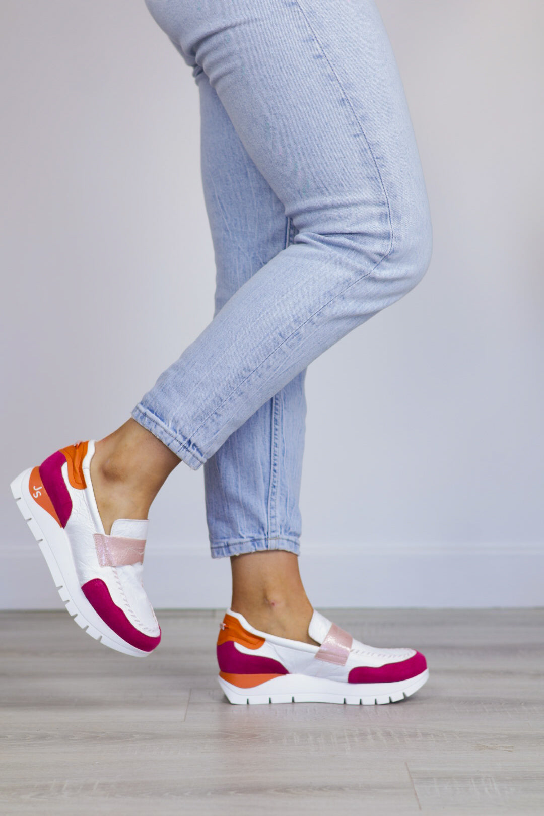 Jose Saenz - 2290 White/Pink/Orange Slip On