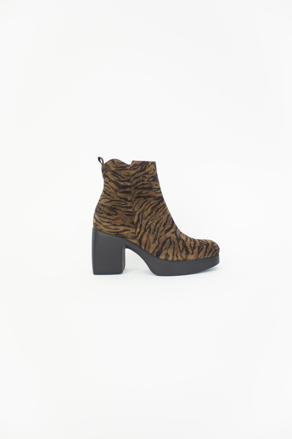 Wonders - H-4981 Leopard Platform Ankle Boot