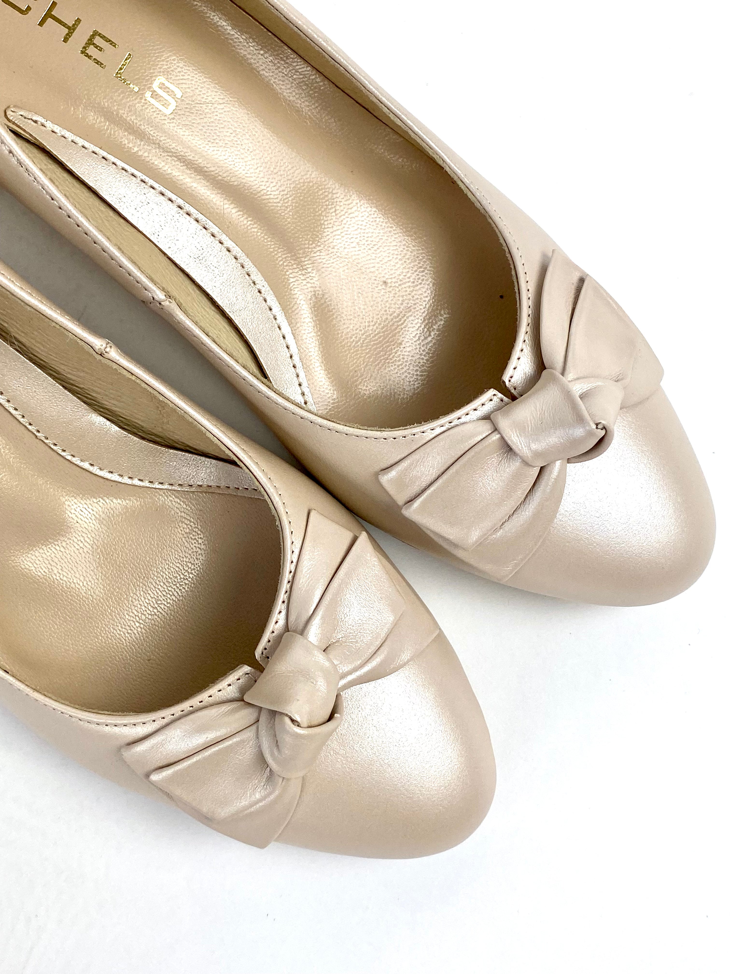 Rachels - S7705 Cream Bow Court Shoe