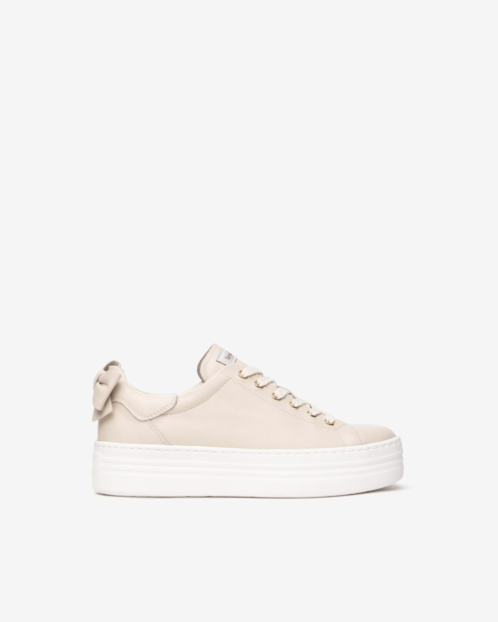 NeroGiardini - E506520D Cream Bow Trainer