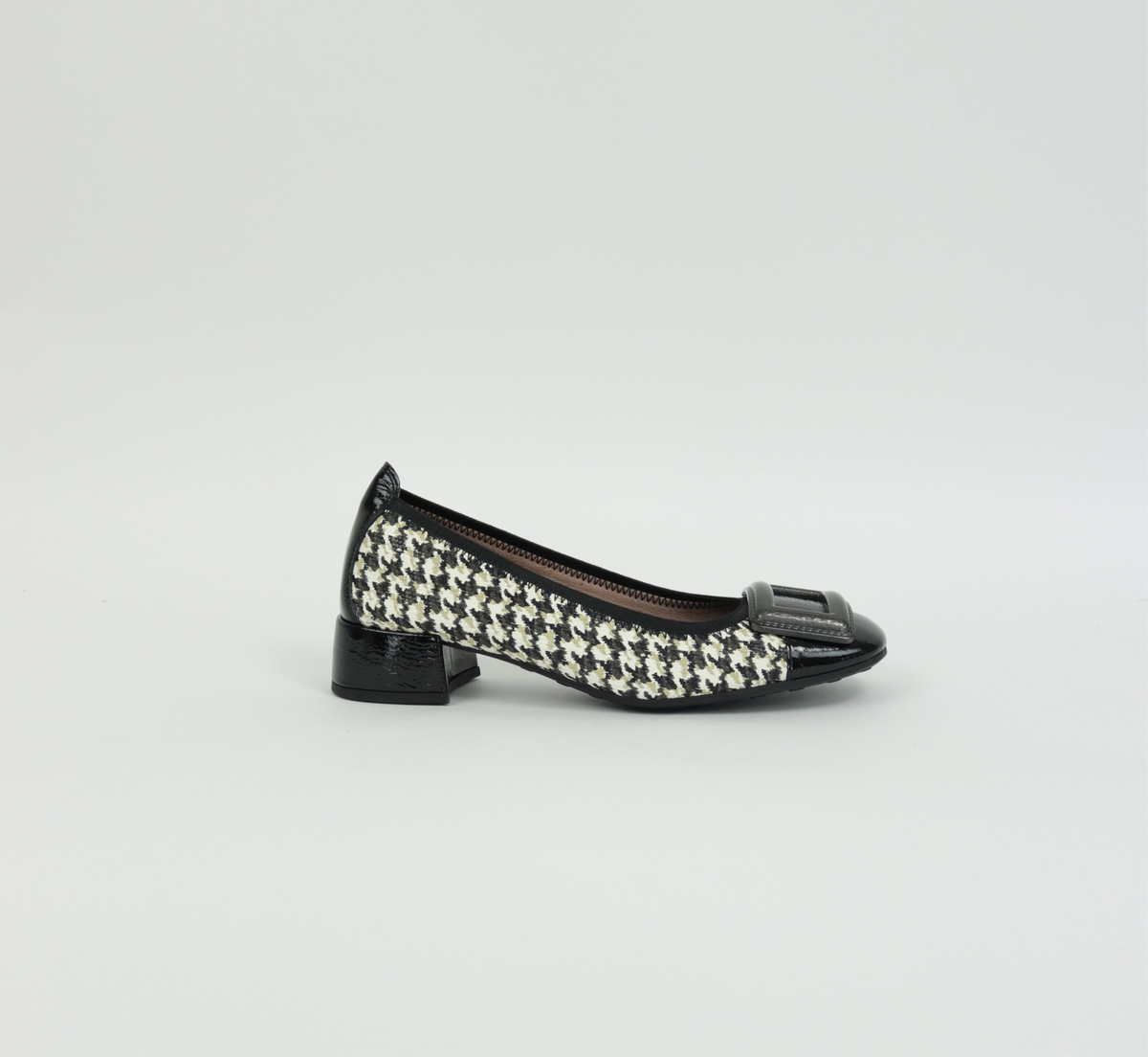 Hispanitas - HI254318 Black and Cream Pump
