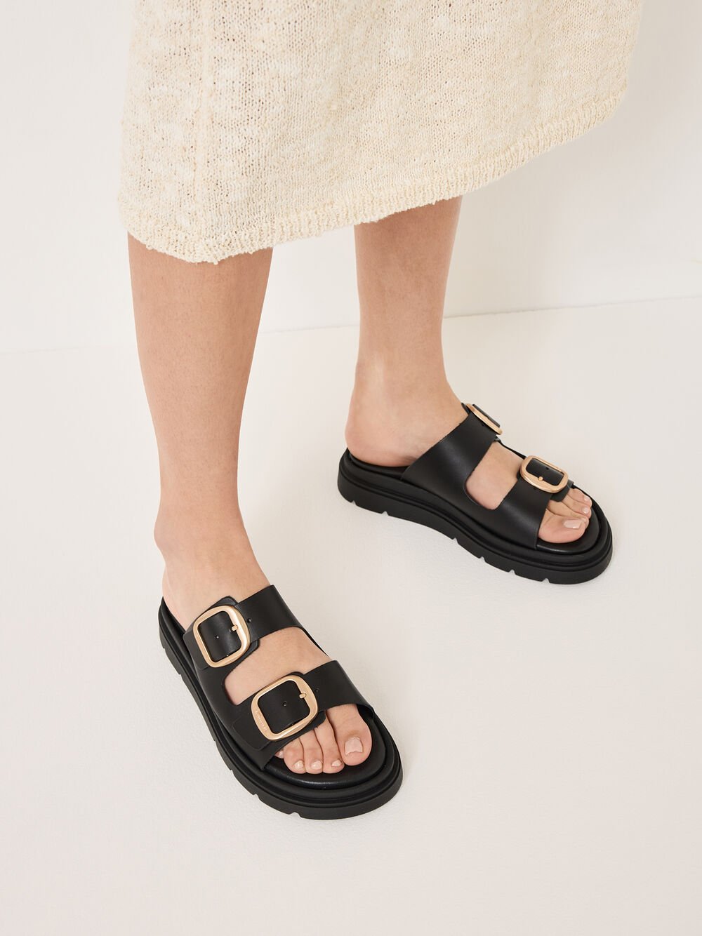 Tamaris - 27239 Black Double Buckle Mule