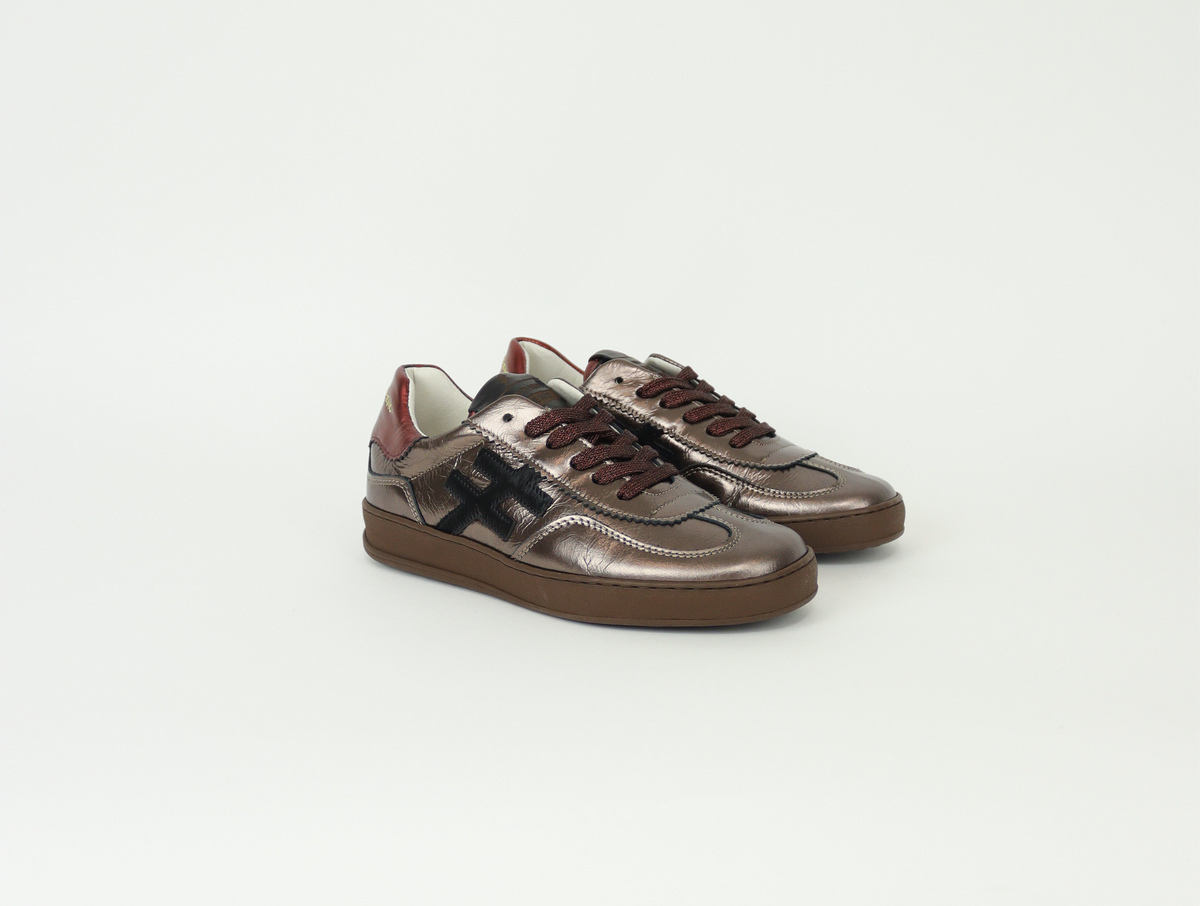 Another Trend - A032 [Smoke] Bronze & Red Trainer