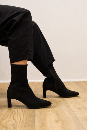 Wonders - M-6302 Black Sock Boot
