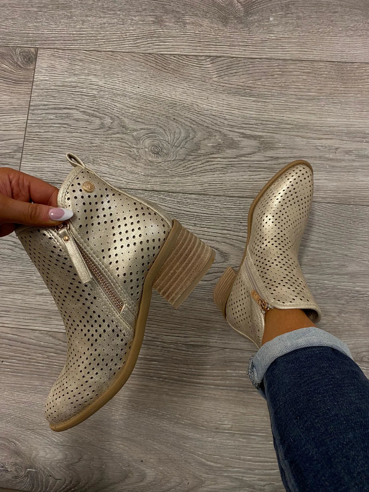 Xti -143961- Xti Gold Ankle Boots