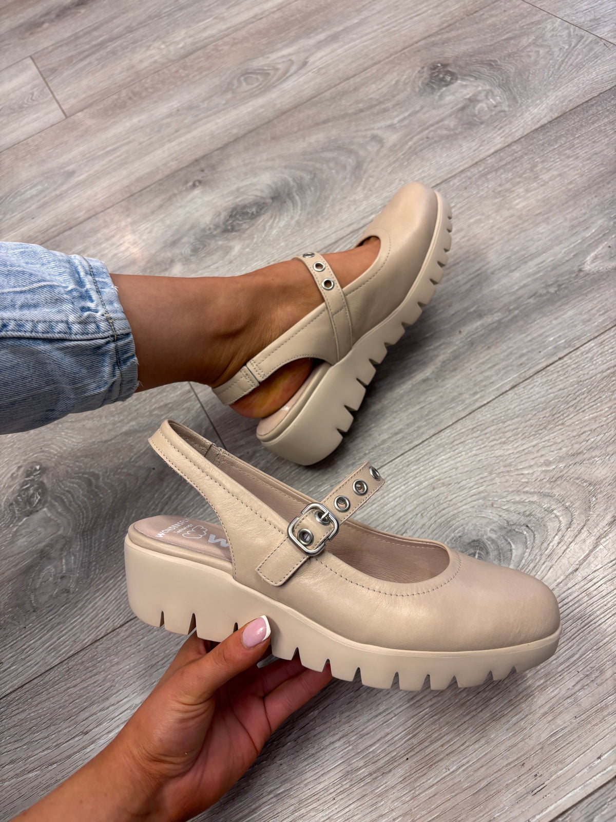 Wonders - C-33353 Beige Strap Slingback