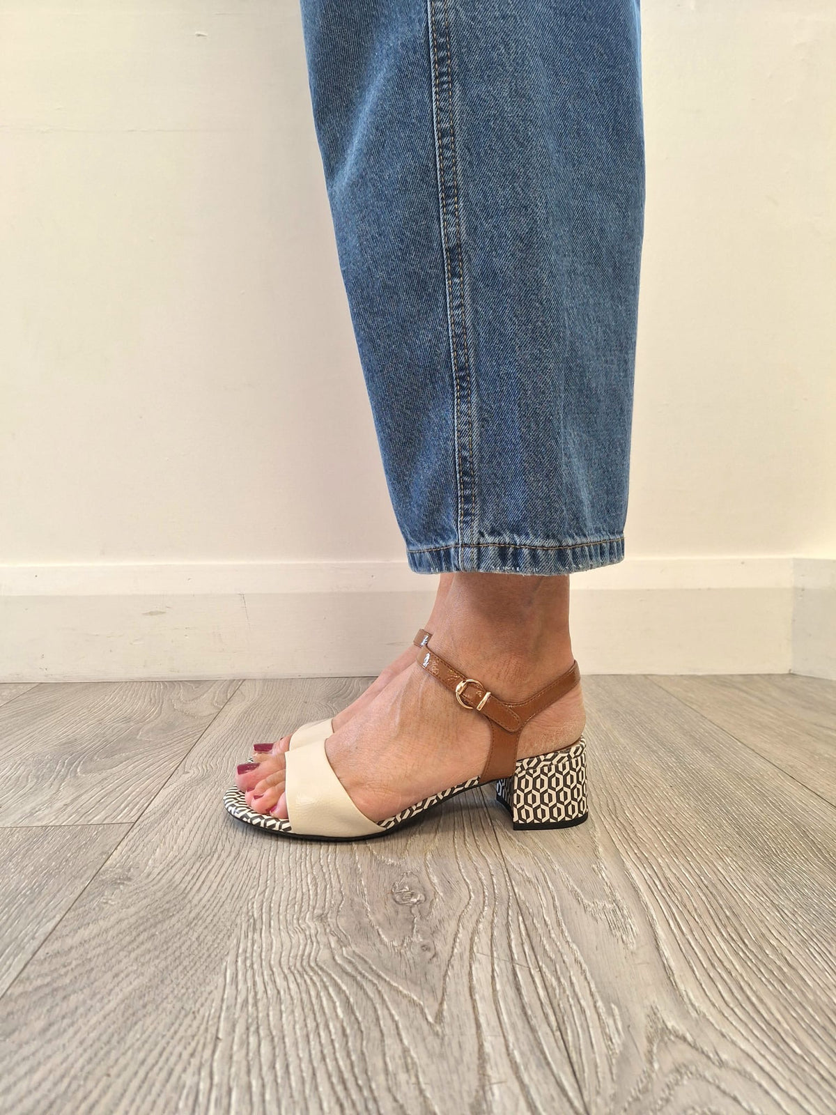 Tamaris - 28249 Ivory Multi Heel Sandal