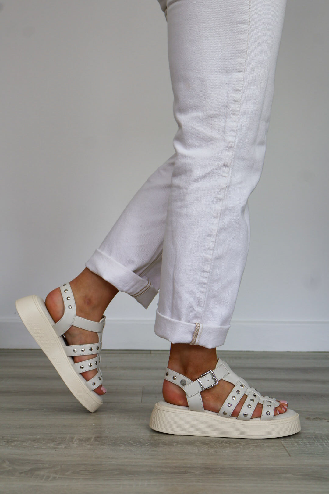 Xti - 145238 Cream Gladiator Sandal