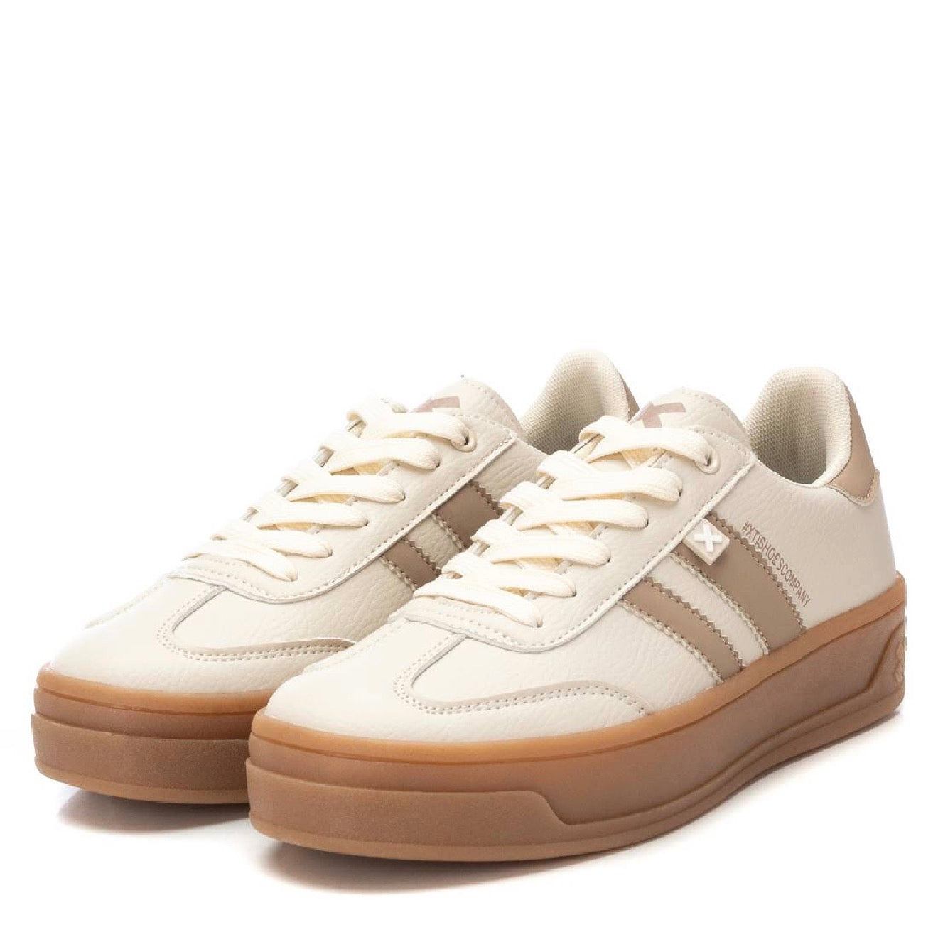 XTI - 143645 Beige Platform Trainer
