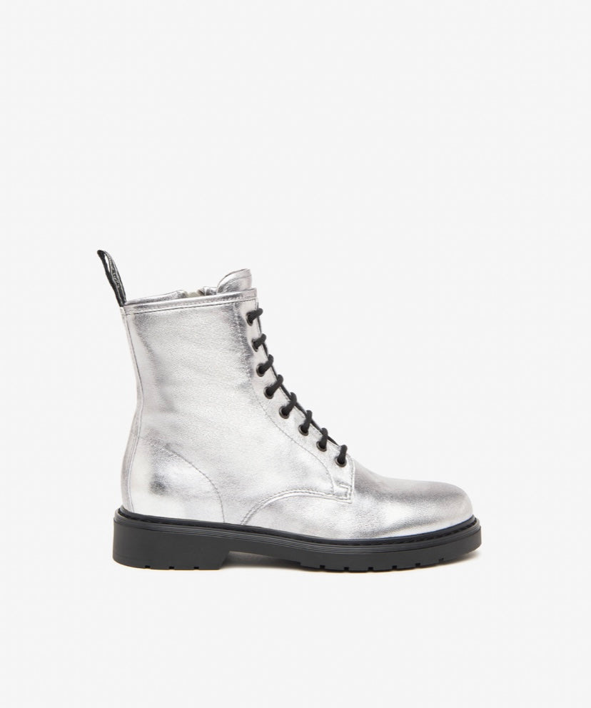 NeroGiardini - I412006D Silver Leather Doc Boot