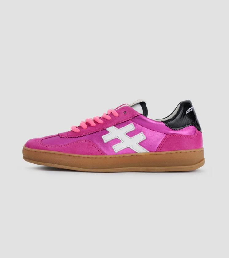 ANOTHER TREND -A032M324 Iconic Cerise Pink Suede & Metallic Trainer (Generous Fit)