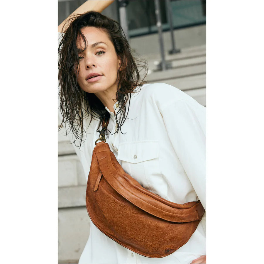 Depeche - 16216 - Vintage cognac Leather Bumbag