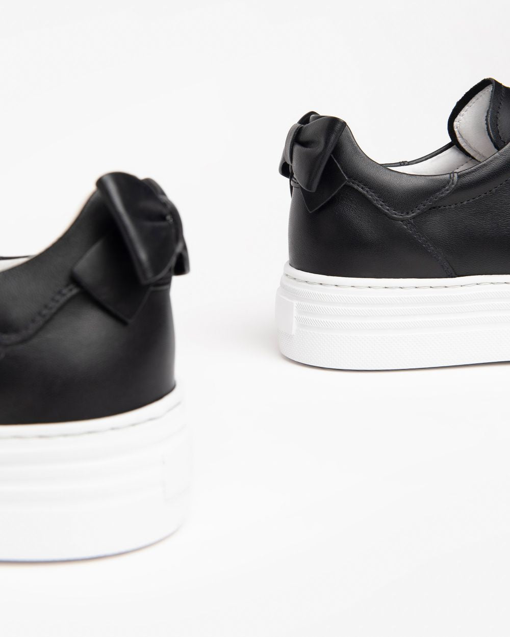 Nerogiardini - E306520D Black Bow Leather Trainer