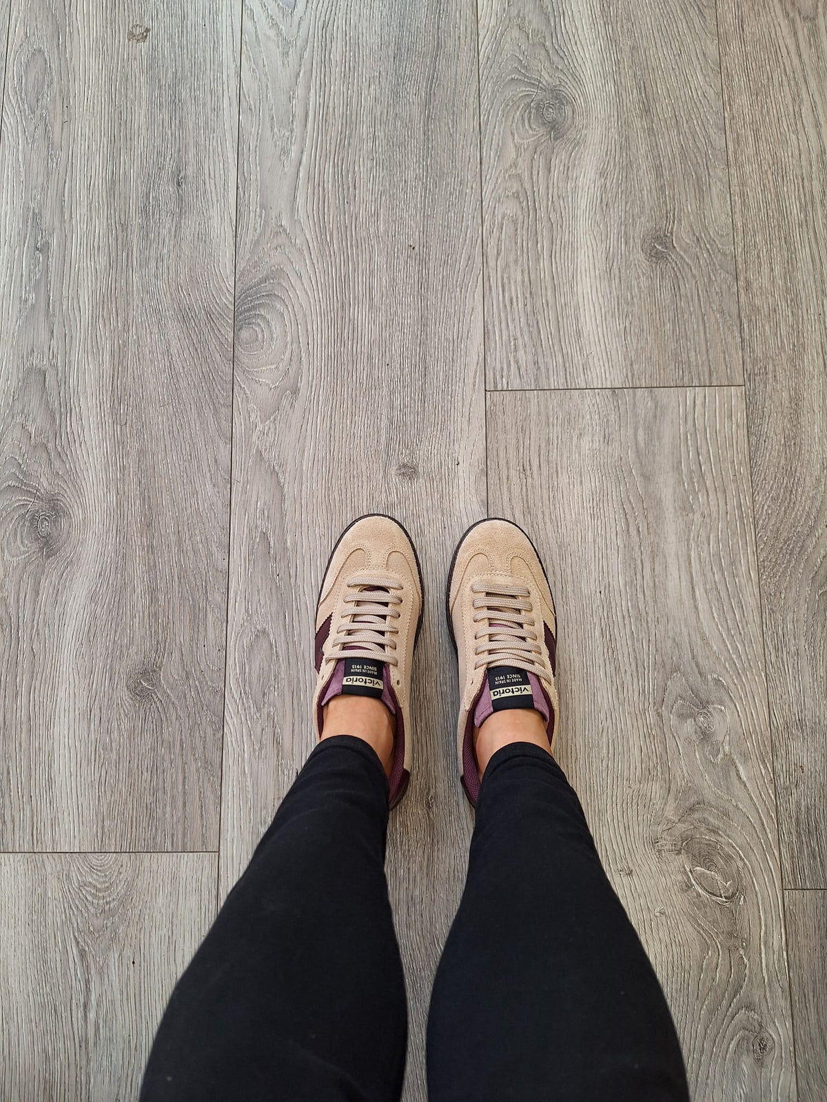 Victoria - 1 092177 Beige and Burgundy Platform Trainer