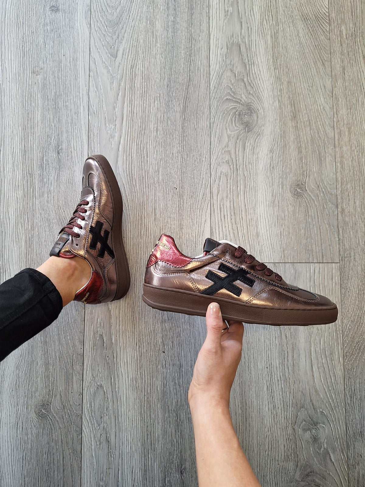 Another Trend - A032 [Smoke] Bronze & Red Trainer