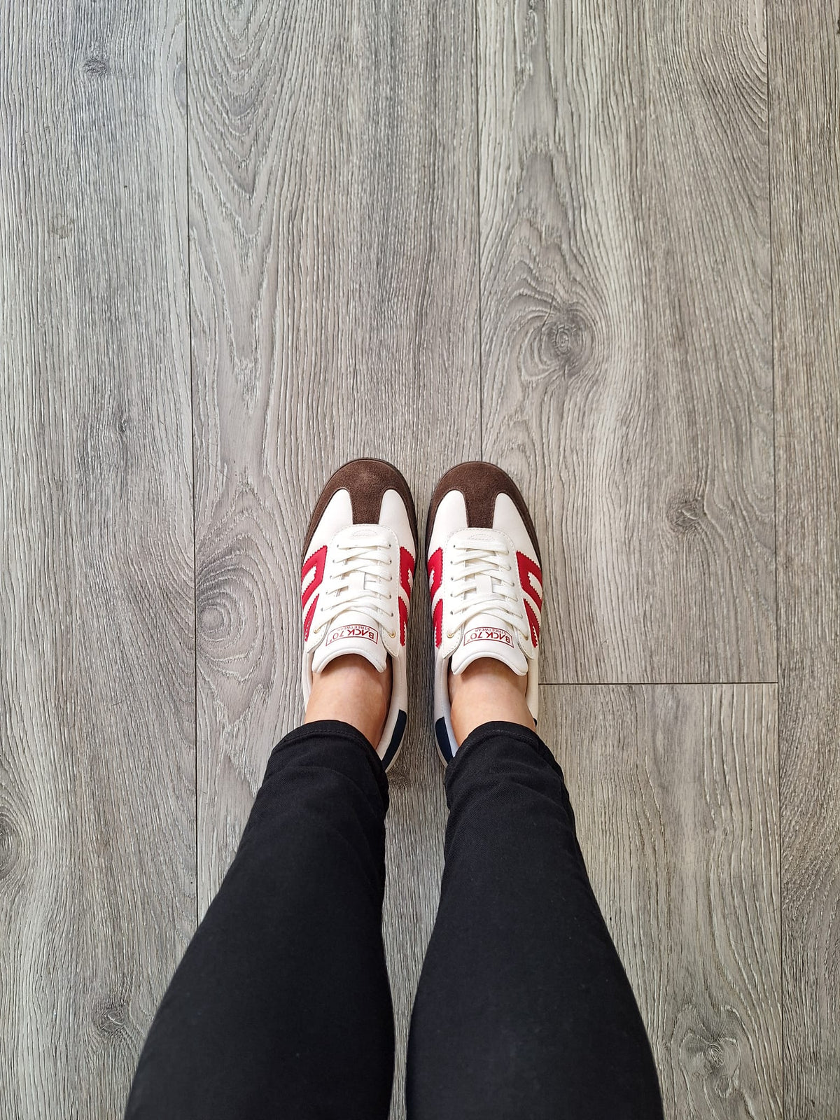 Back 70 - 108005 White, Brown and Red Trainer