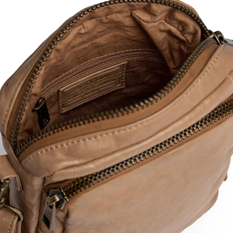 Depeche - 15092 Camel Crossbody