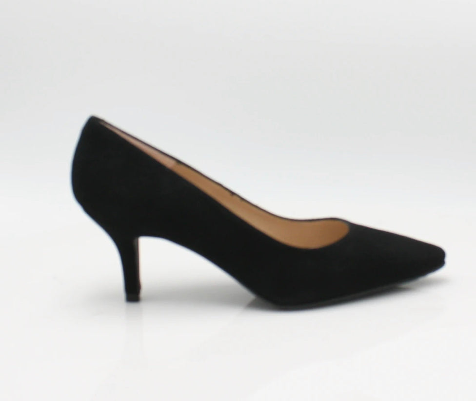 Brenda Zaro - Black Suede with a kitten heel